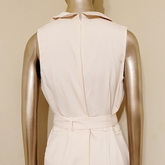 🧚‍♂️HOST PICK NWT Tailored Belted Deep V Neck Wideleg Jumpsuit in Cream Sz 10 - Picture 9 of 15